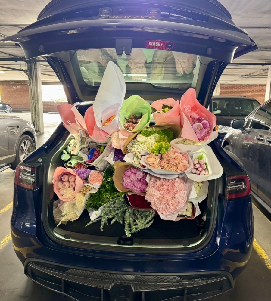 luxury flowers prepared for delivery in Los Angeles