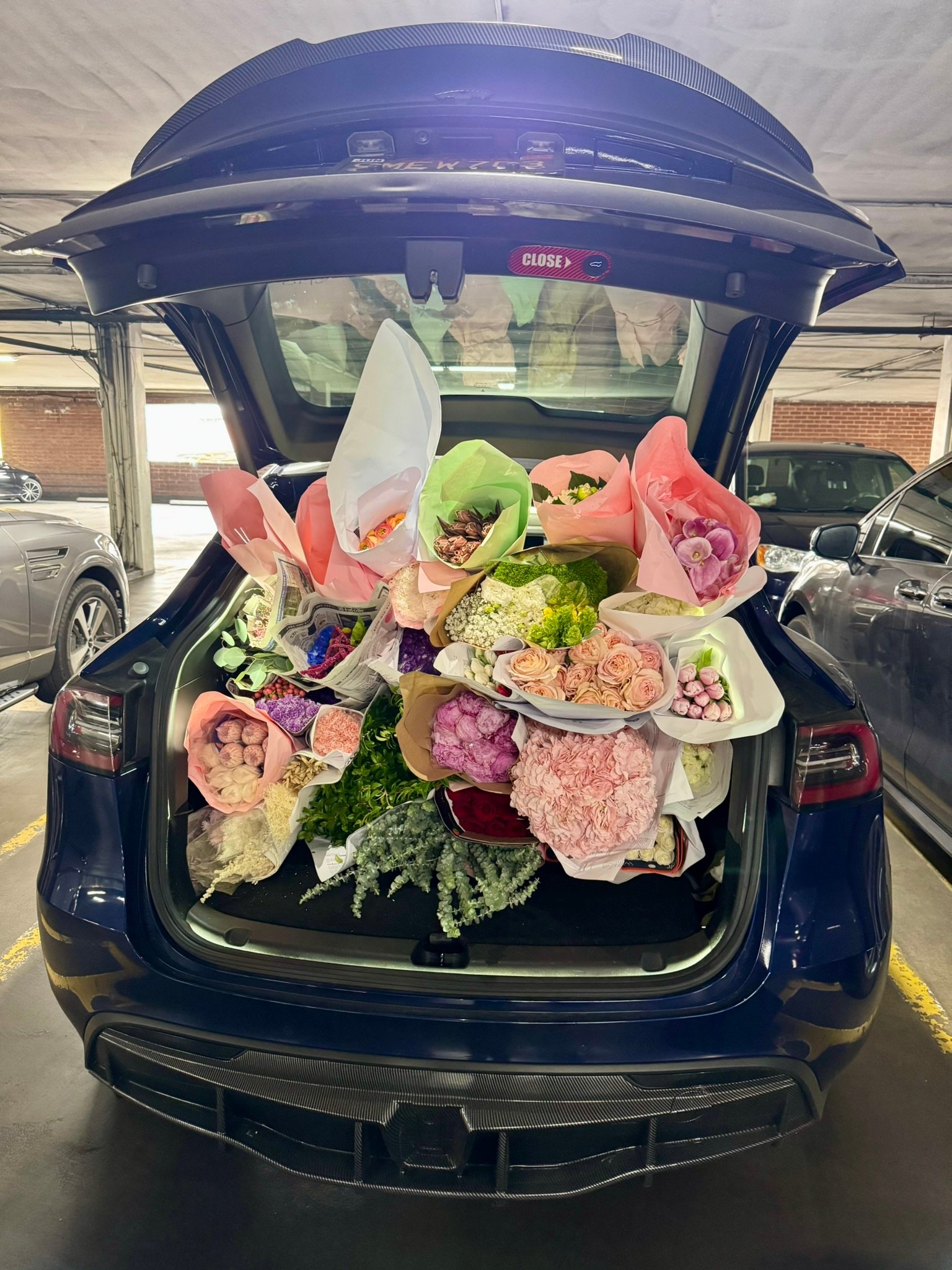 luxury flowers prepared for delivery in Los Angeles